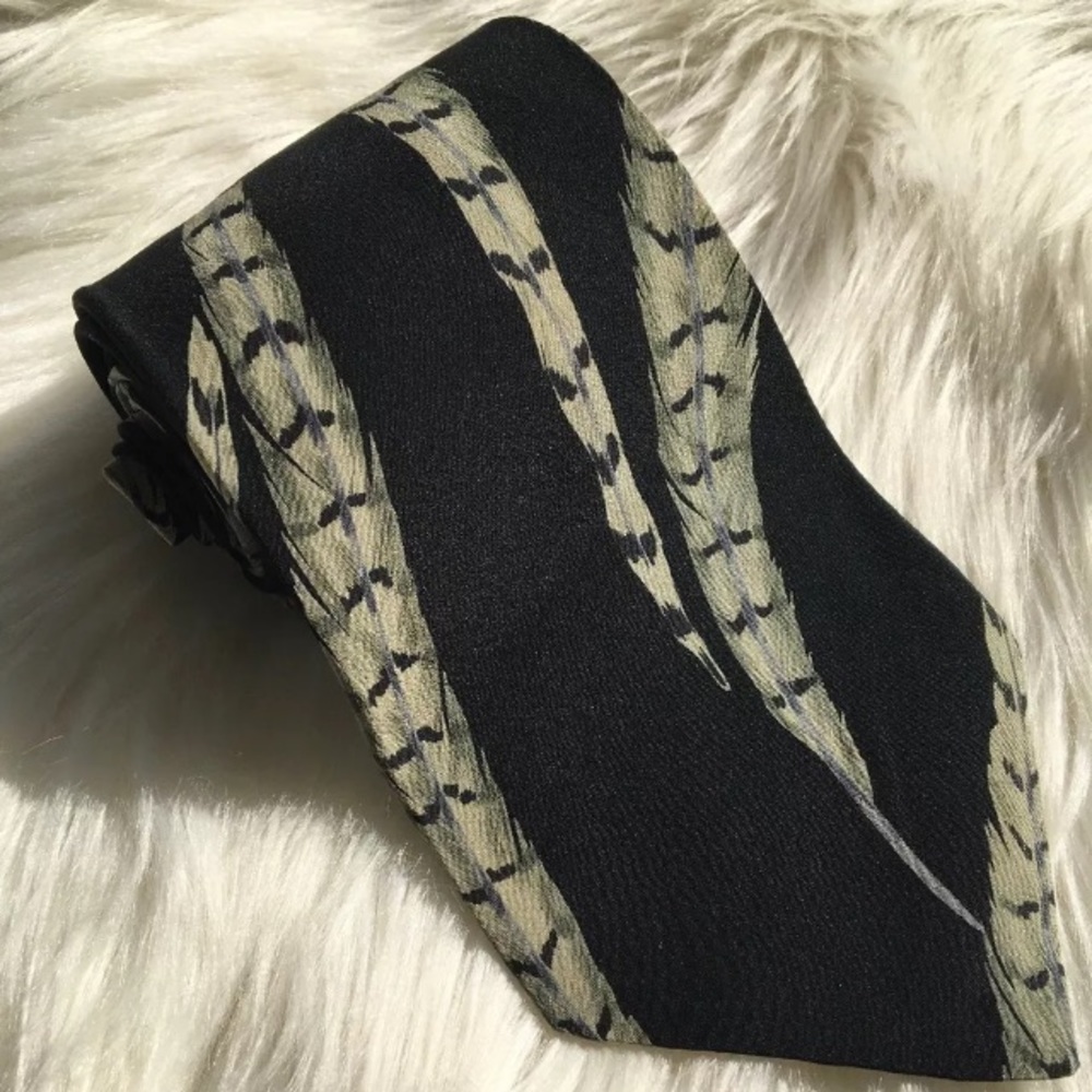 Perry Ellis Black Feather Tie 3.75”x57”